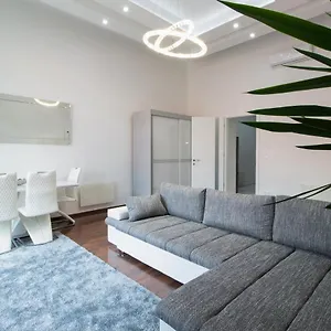  Апартаменты Basilika View Imperial -sas Street -need Reservation For Free Parking Венгрия
